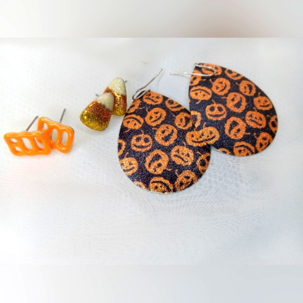 Halloween Themed Earrings Set